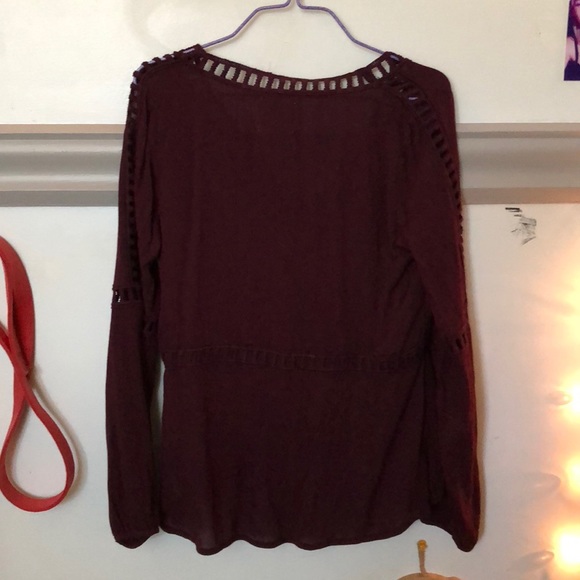 shirt - Picture 2 of 2